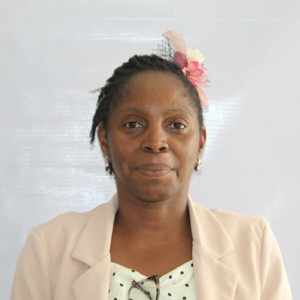 Zita Thérèse Martiale NGONO EVOUNA NDOH_Cadre administratif